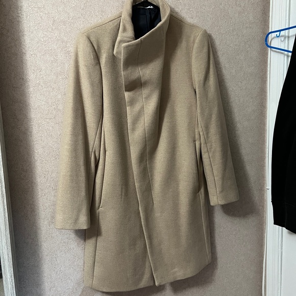 Zara overcoat - Picture 1 of 4